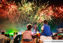 新华网评论:中国两个季度释放消费加速复苏信号。_小白号